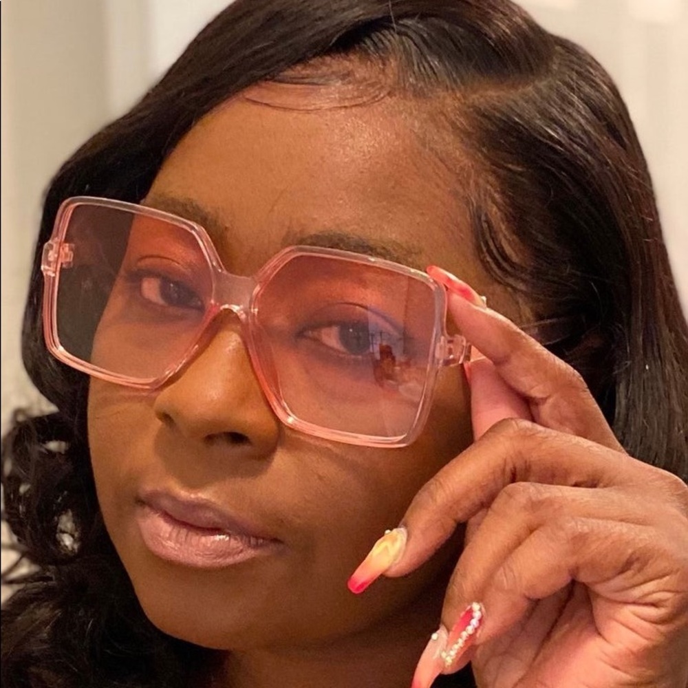 Big framed retro sunglasses